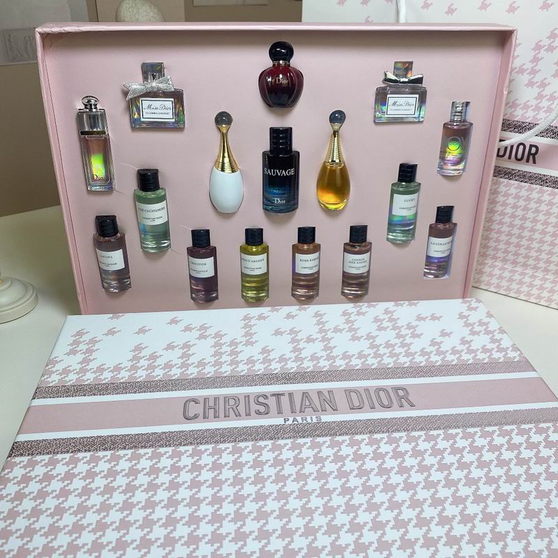 Dior 16PCS (10)