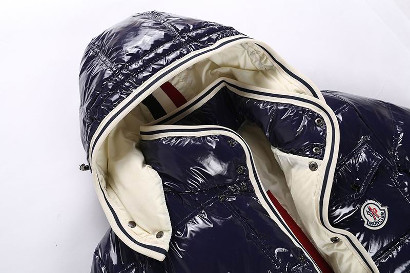 Moncler sz1-6 24cx25 (1)