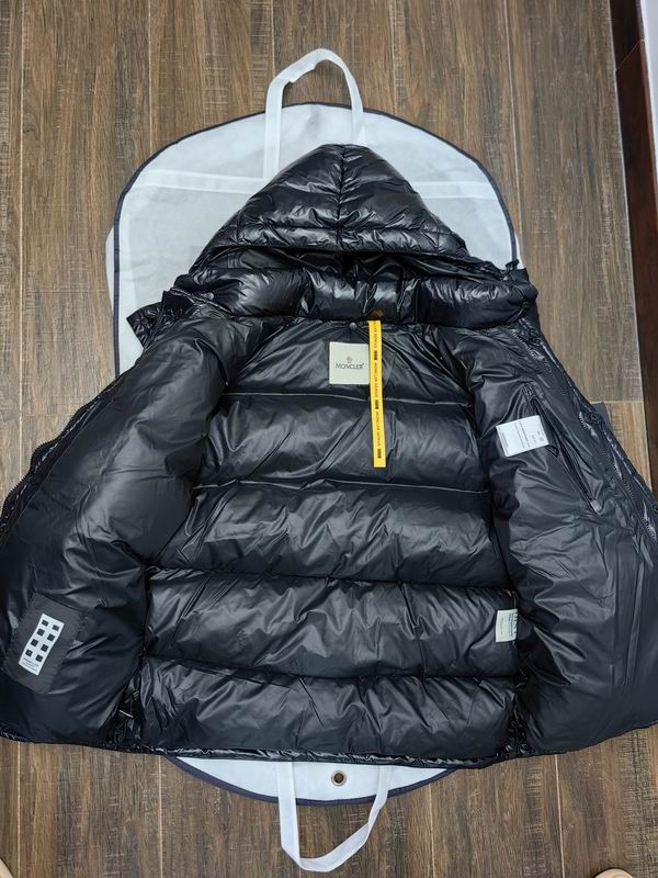 Moncler sz1-6 24cr105 (1)
