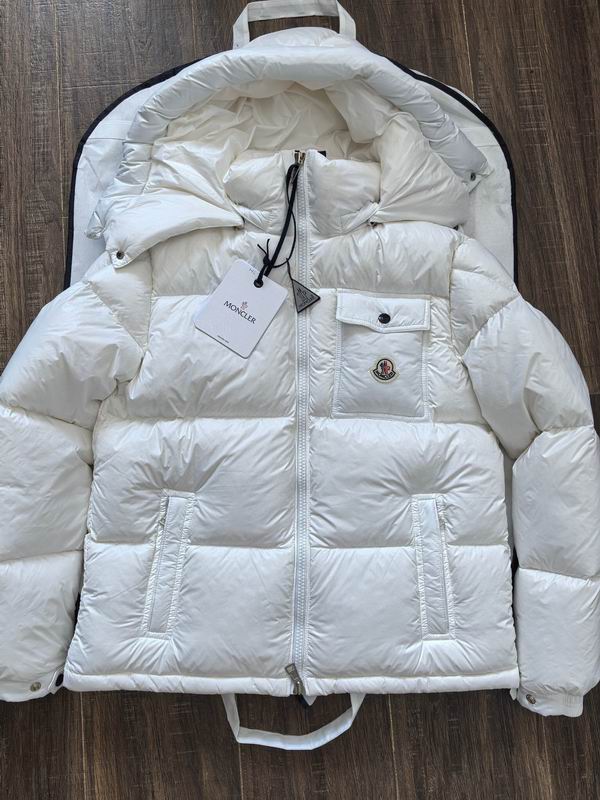Moncler sz1-6 24cr116 (1)