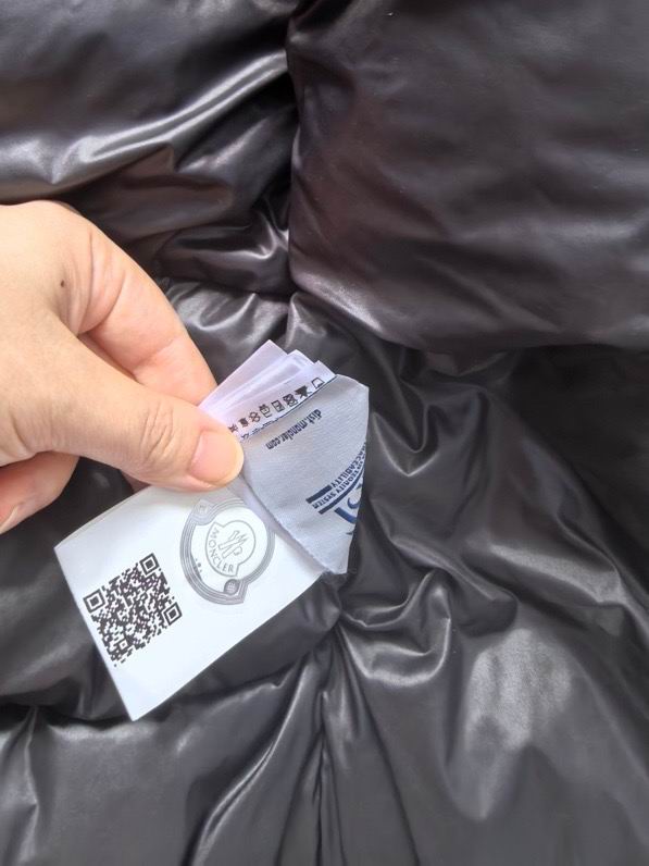 Moncler sz1-5 24cx14 (1)