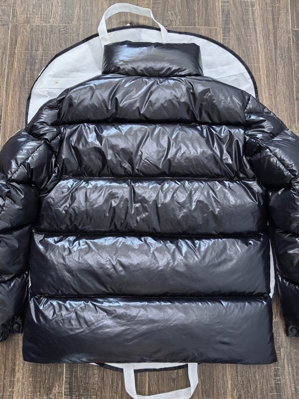 Moncler sz1-5 24cr101 (1)