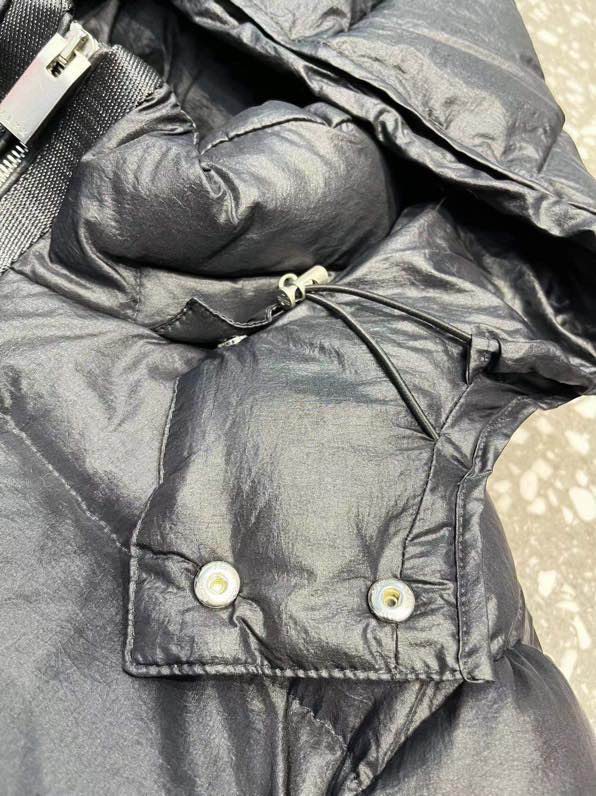 Moncler sz1-5 24cx28 (1)