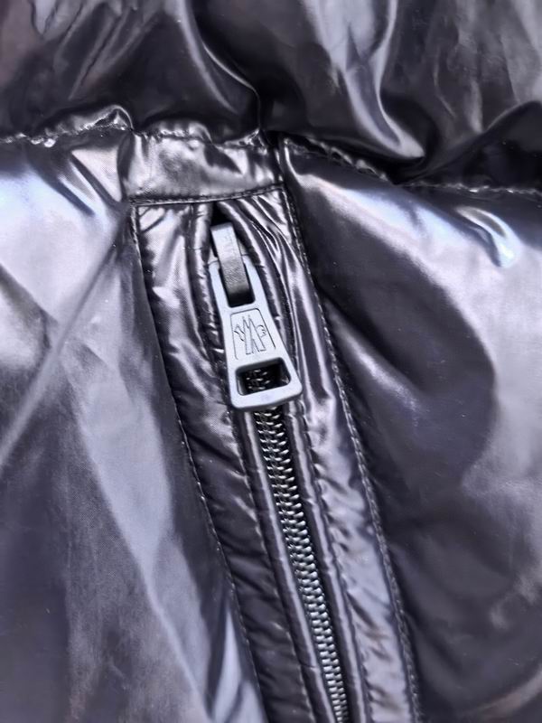 Moncler sz1-5 24cr101 (1)