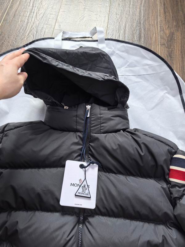 Moncler sz1-5 24cx21 (1)
