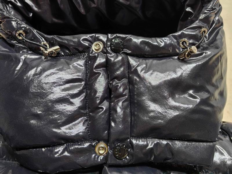 Moncler sz1-5 24cx24 (1)