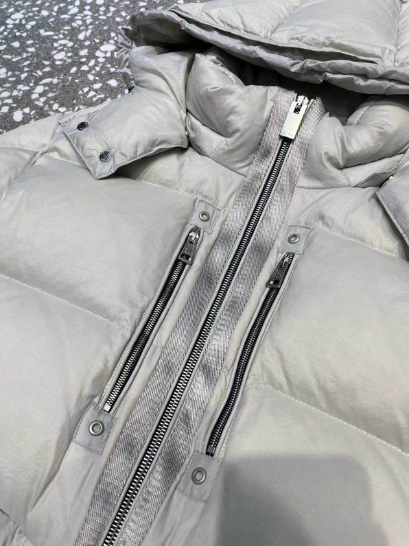 Moncler sz1-5 24cx28 (1)