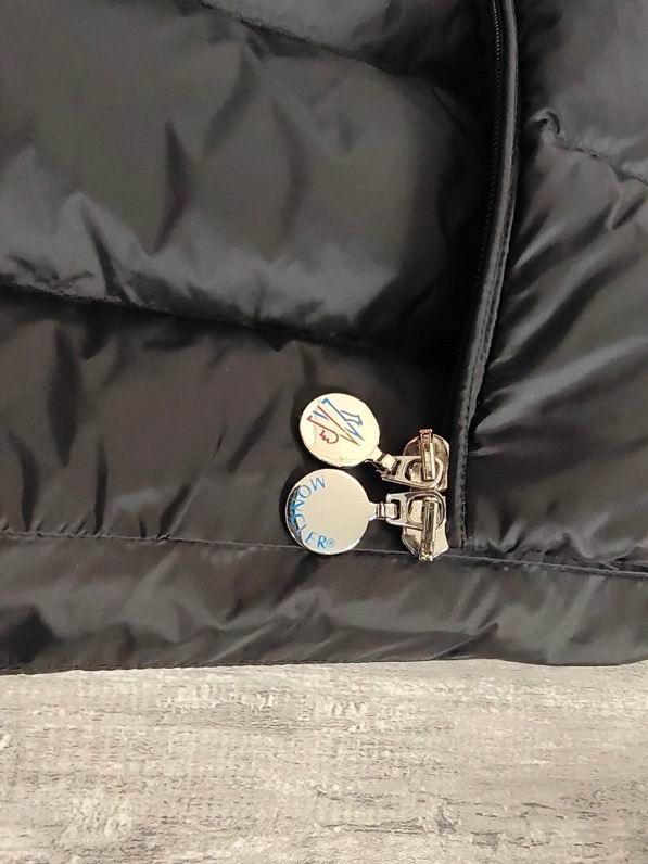Moncler sz1-5 24cx01 (1)