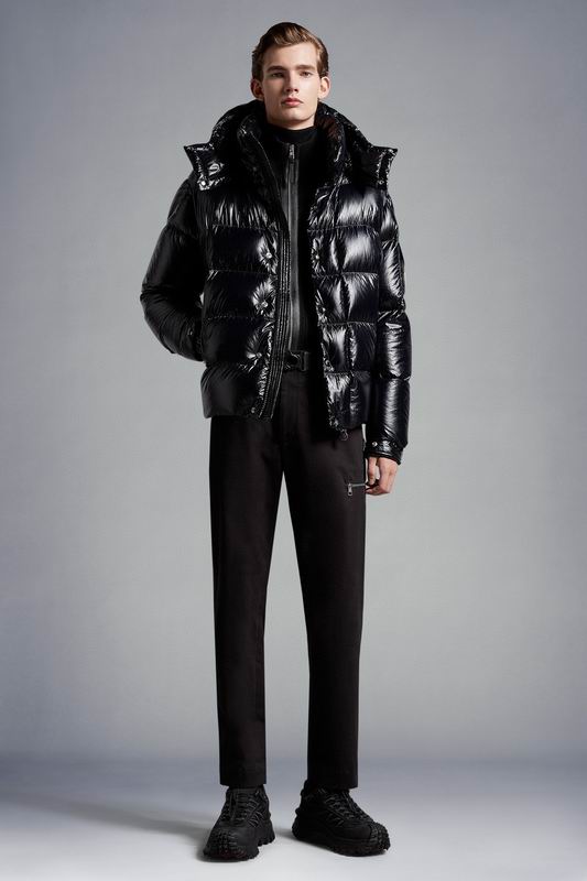 Moncler sz1-5 24cx24 (1)