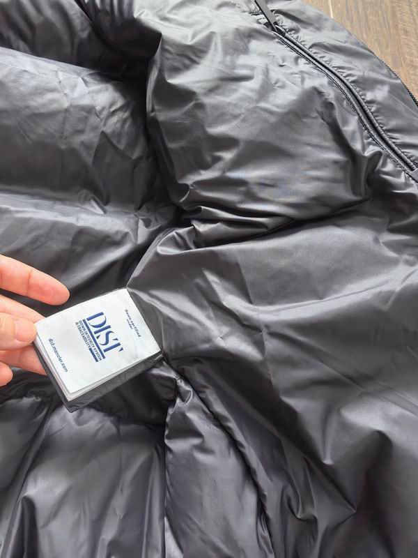 Moncler sz1-5 24cr108 (1)