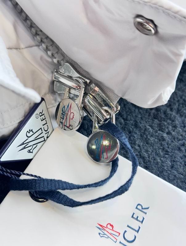 Moncler sz0-4 fxtx57 (1)