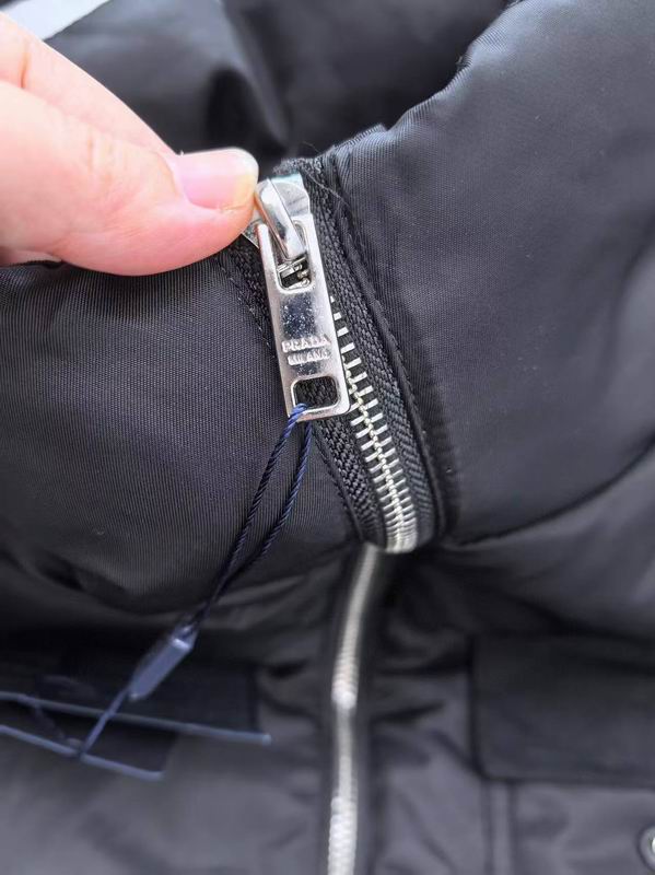 Moncler sz1-5 24cr119 (1)