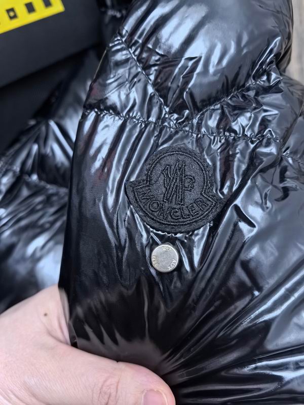 Moncler sz1-5 24cx22 (2)