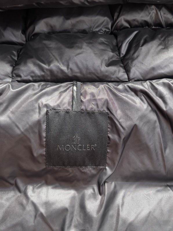 Moncler sz1-5 24cx14 (1)