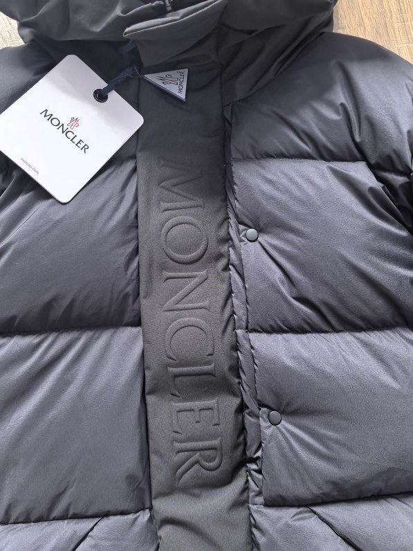 Moncler sz1-5 24cx14 (1)