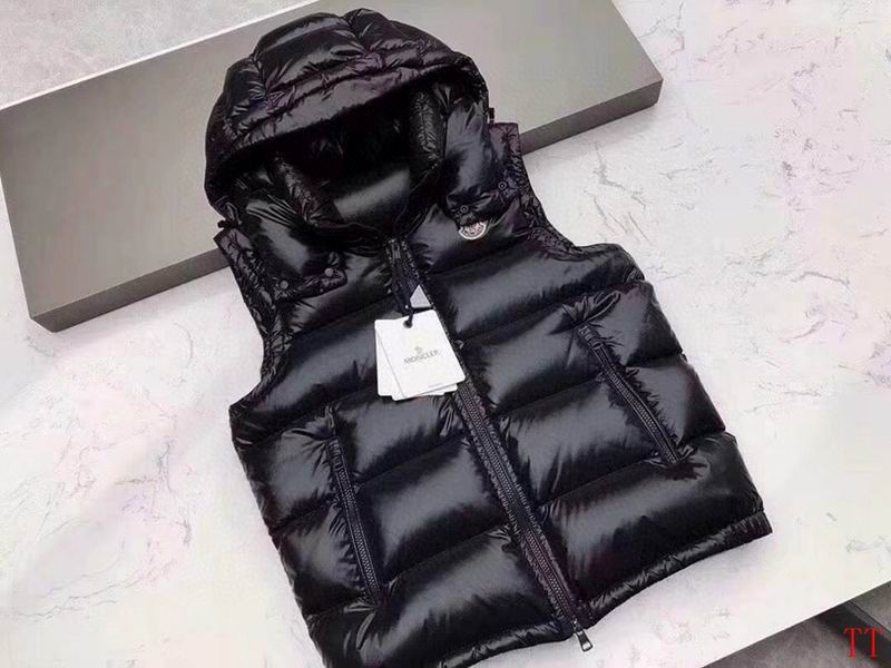 Moncler sz1-5 20tr99 (1)