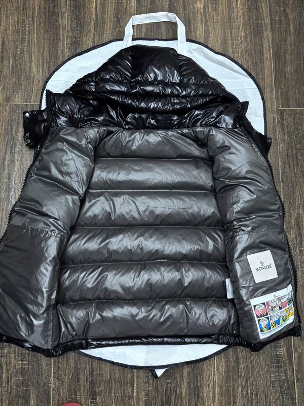 Moncler sz1-5 24cr113 (1)