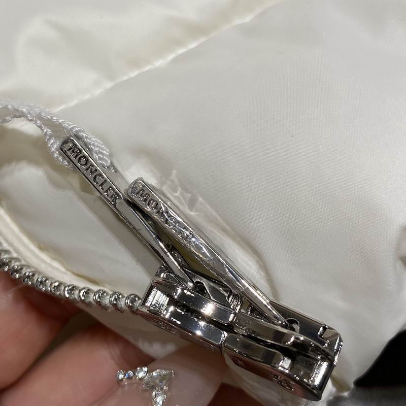 Moncler S-L fxtx41 (1)
