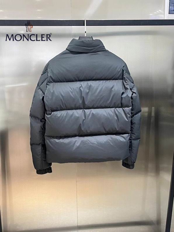 Moncler sz1-5 24cx27 (1)