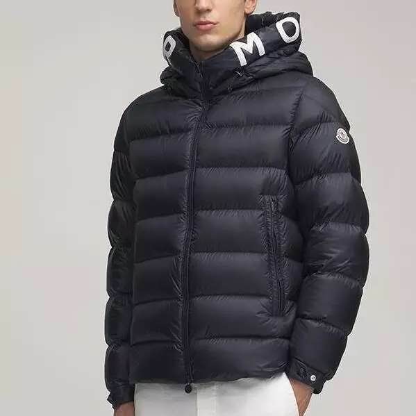 Moncler sz1-5 24cx09 (1)