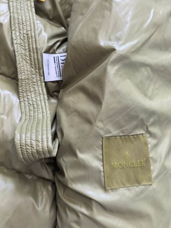 Moncler sz1-5 24cr101 (1)