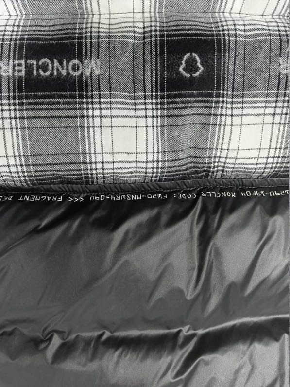 Moncler sz1-5 24cx03 (1)