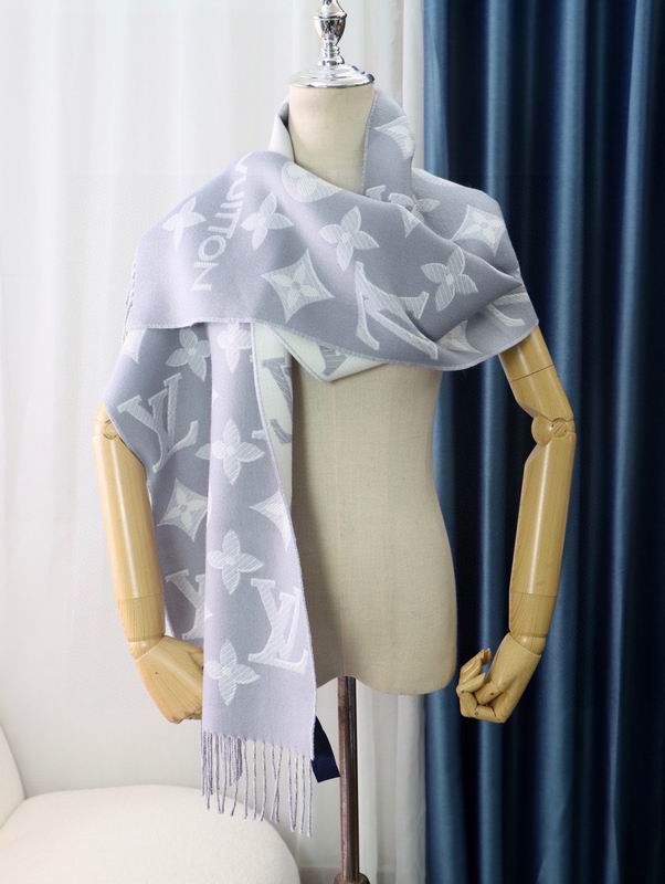 LV scarf 32X180cm E (1)