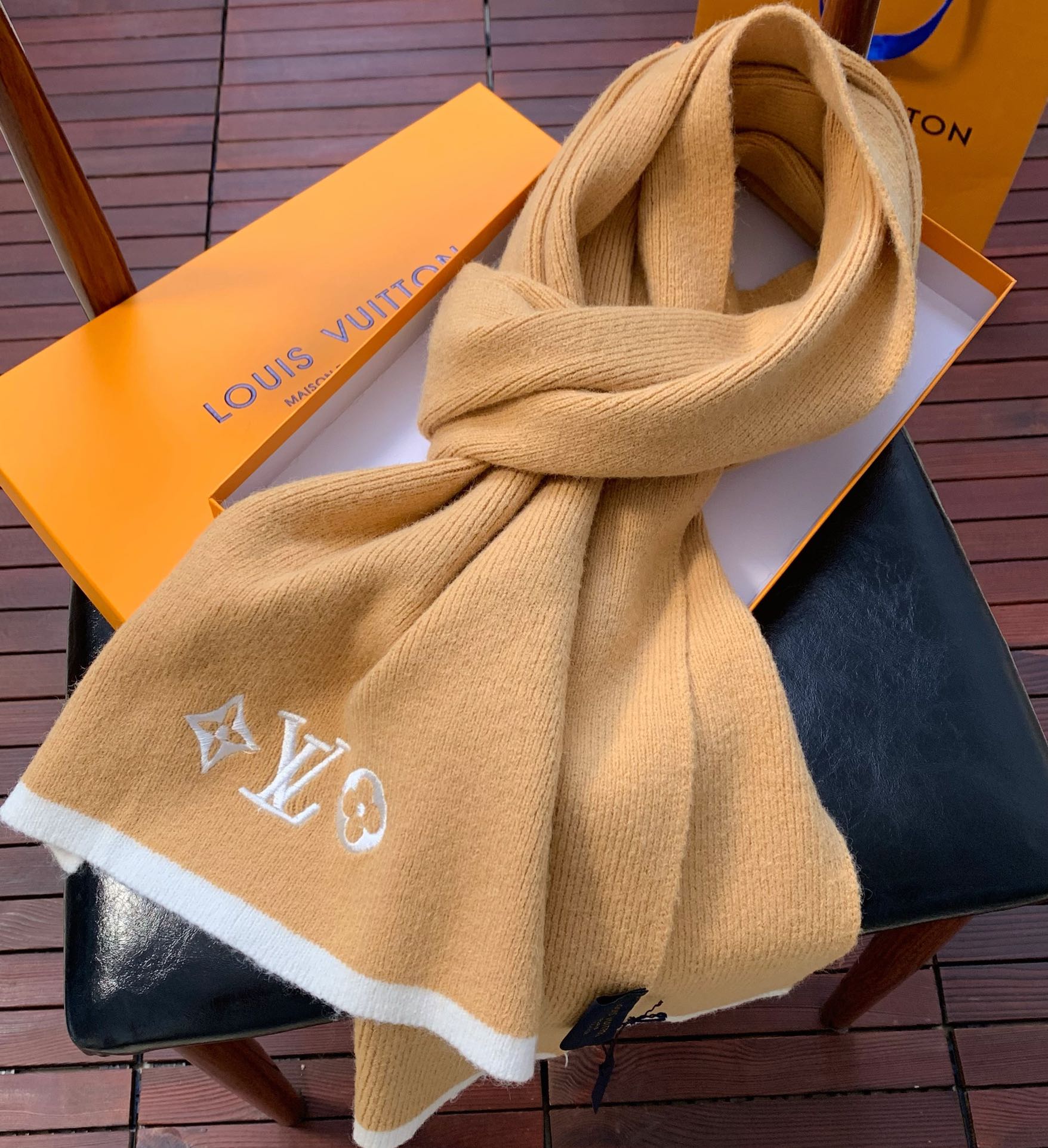 LV scarf 34X190cm 100%羊绒 E (11)