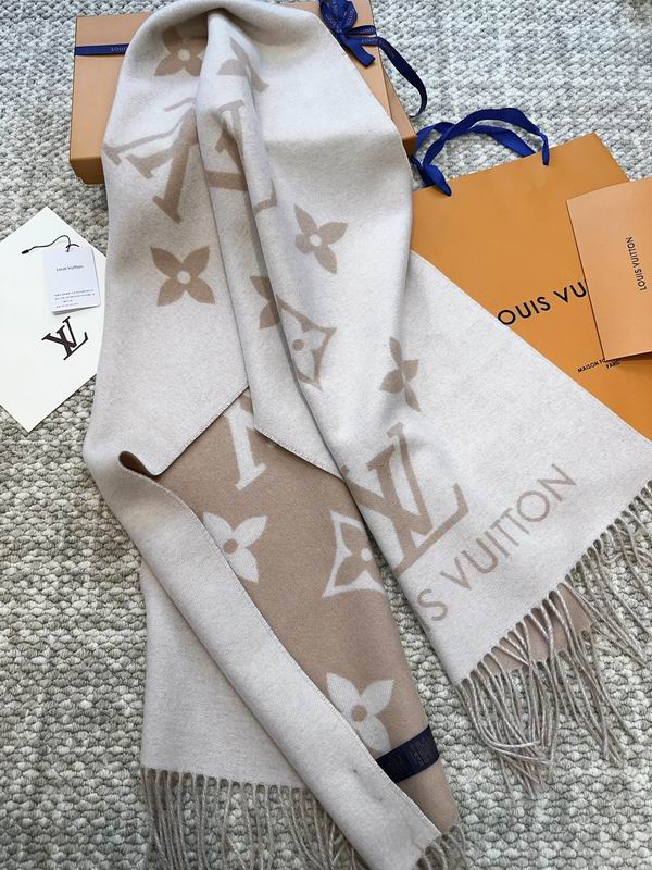 LV scarf 45X190cm(含须长) 100%山羊绒 E (50)