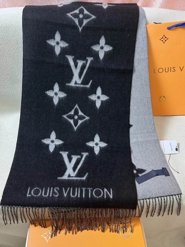 LV Scarf 45X180cm E (17)