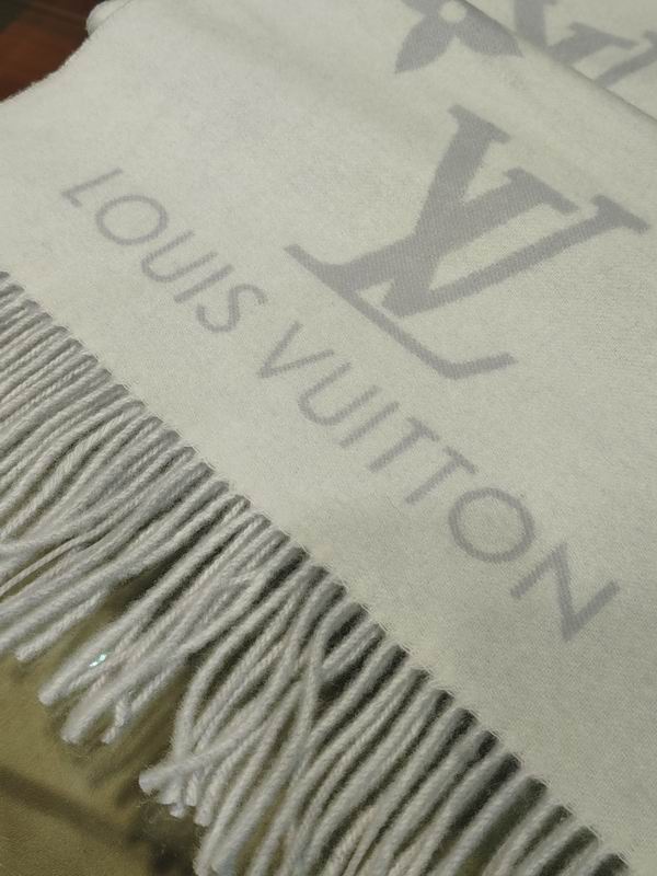 LV scarf 45X215cm 60%羊毛 40%山羊绒 E (17)