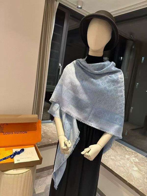 LV Scarf 140X140cm 70%羊绒30%真丝 E26 (26)