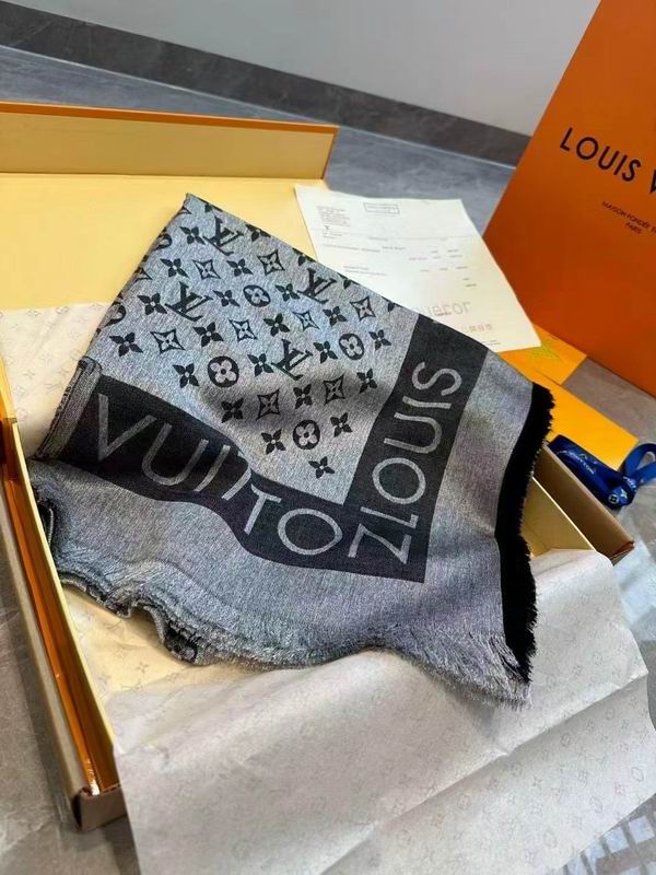 LV Scarf 140X140cm 70%羊绒30%真丝 E26 (26)