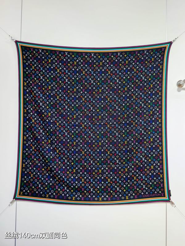 LV Scarf 140X140cm 70%羊绒30%真丝 E33 (16)