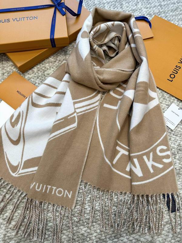 LV scarf 34X220cm 90%绵羊毛 9%山羊绒 1%桑蚕丝 E (18)