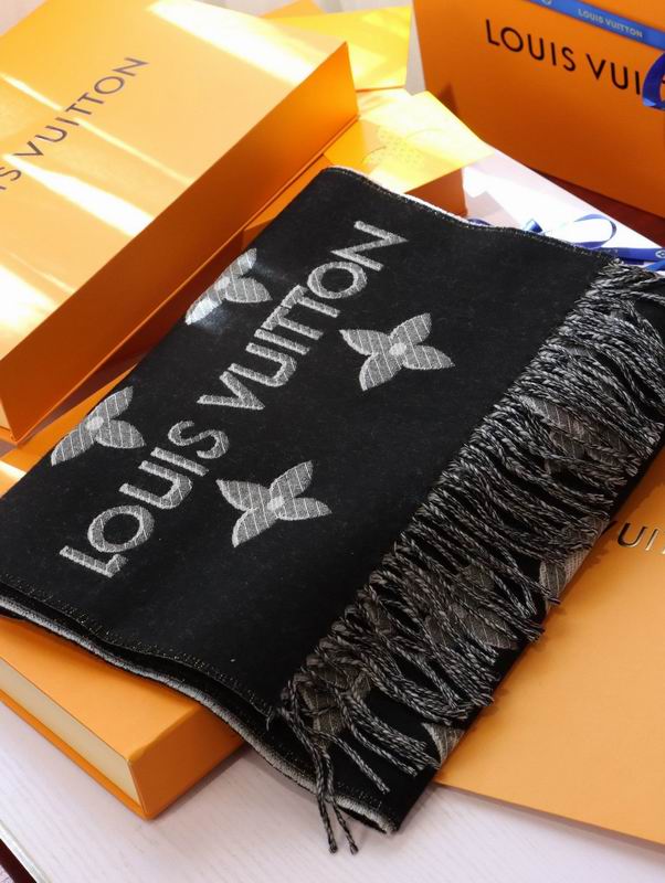 LV scarf 32X180cm E (19)