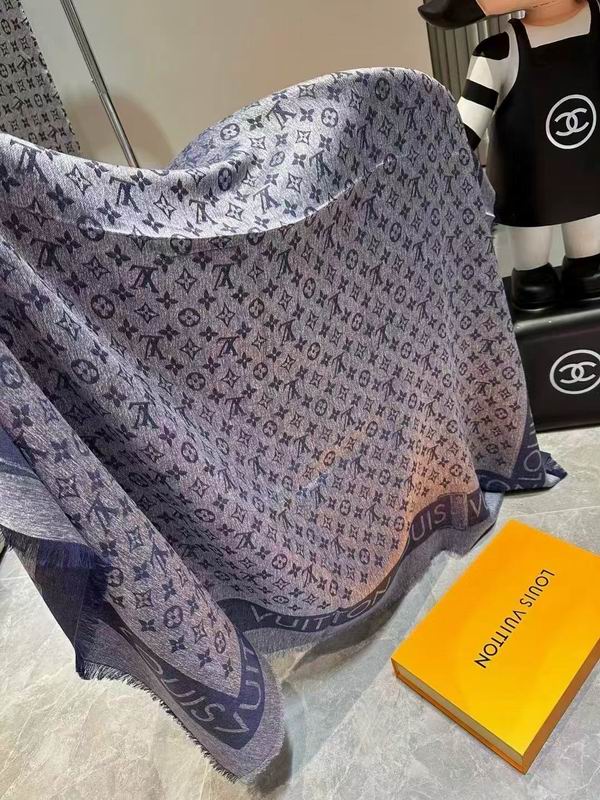 LV Scarf 140X140cm 70%羊绒30%真丝 E26 (26)