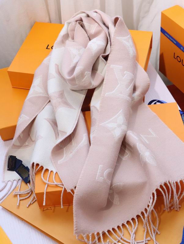LV scarf 32X180cm E (1)
