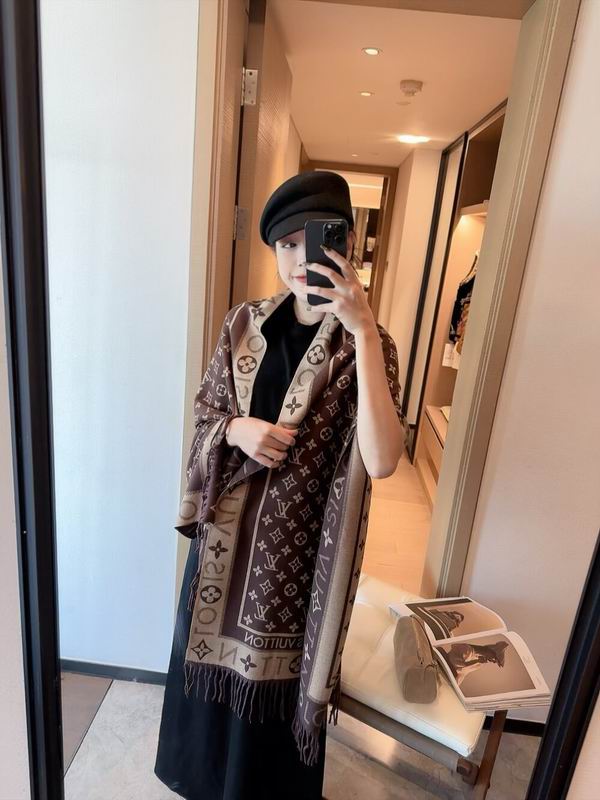 LV scarf 196X65cm E11 (26)