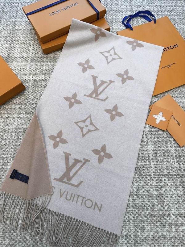 LV scarf 45X190cm(含须长) 100%山羊绒 E (50)