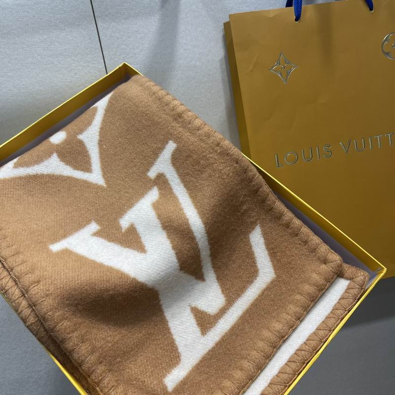 LV scarf 20X230cm E (35)