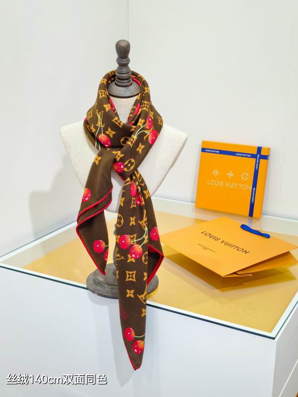 LV Scarf 140X140cm 70%羊绒30%真丝 E12 (28)