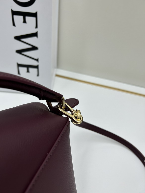 Loewe 062208 18x8x12 5cm jj_1