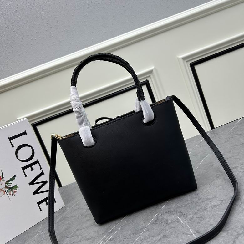 Loewe S652152 22x9x19.5cm ww (1)