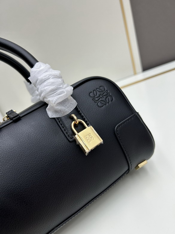 Loewe S062417 23x10x11cm jj_1