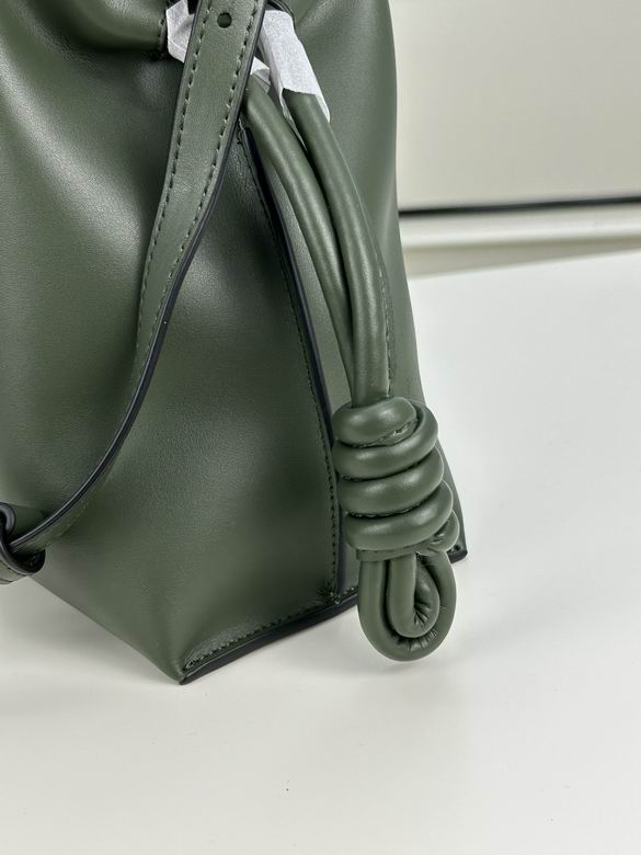 Loewe S062 30x24.5x10.5cm ww (1)