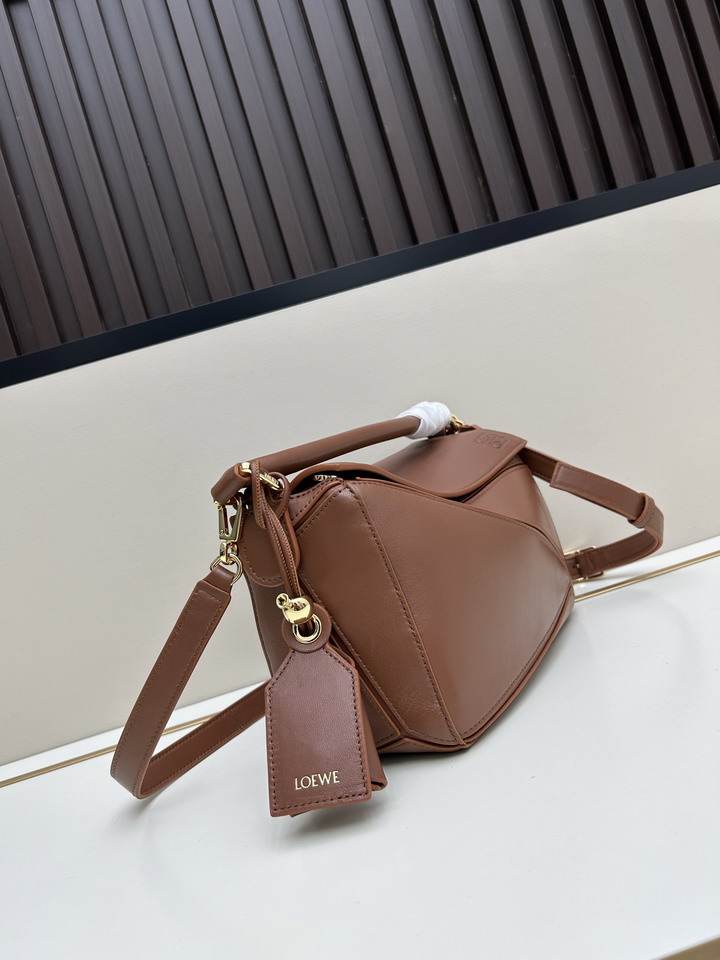 Loewe S25050527 24x16 5x10 5cm jj1_1