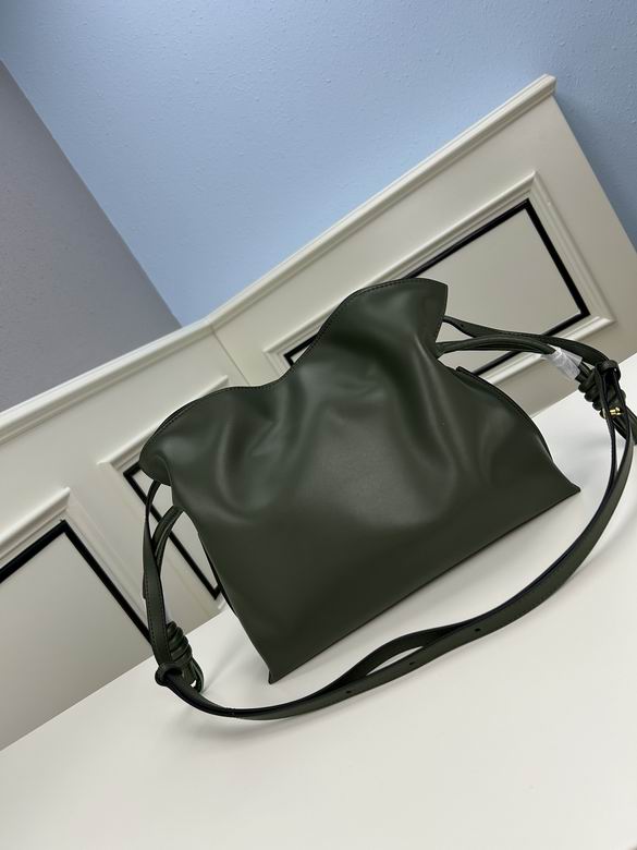 Loewe S062 30x24.5x10.5cm ww (1)