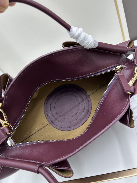 Loewe S062247 35x11 5x21cm jj2_1