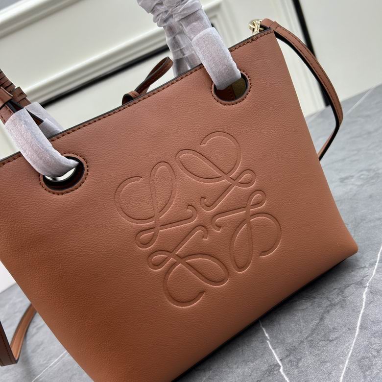 Loewe S652152 22x9x19.5cm ww (1)